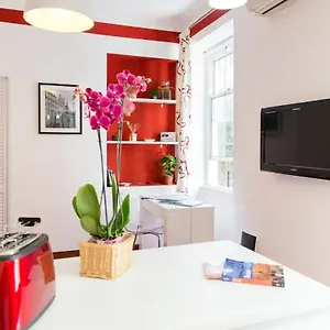 Perla - Cozy In Piazza Navona Apartamento
